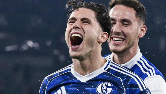 德天空：多特蒙德关注沙尔克中场法乌齐，其合同中无解约条款